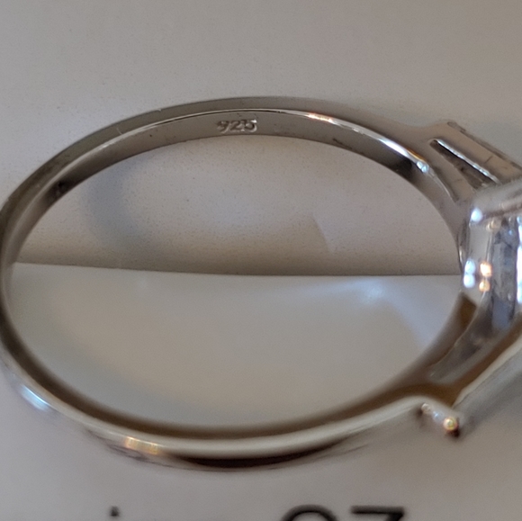 Sterling Silver CZ Heart Ring - Picture 8 of 9